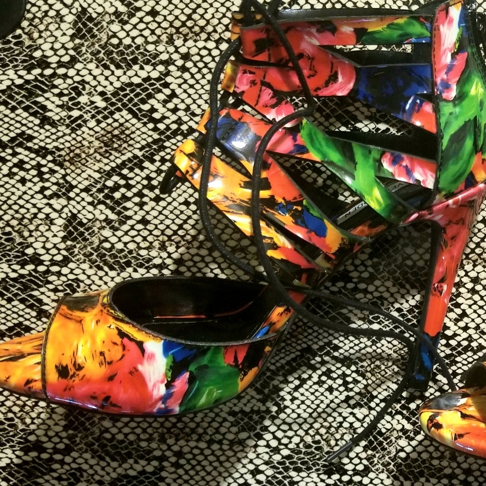 EUC Steve Madden Heels